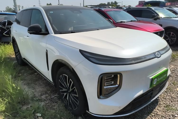 ChangAn NEVO Q07 2025 — 3