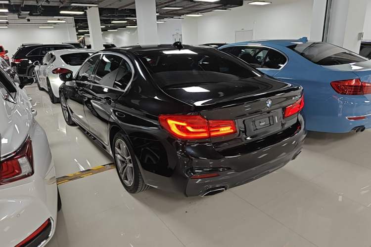 BMW 525Li 2020 — 4