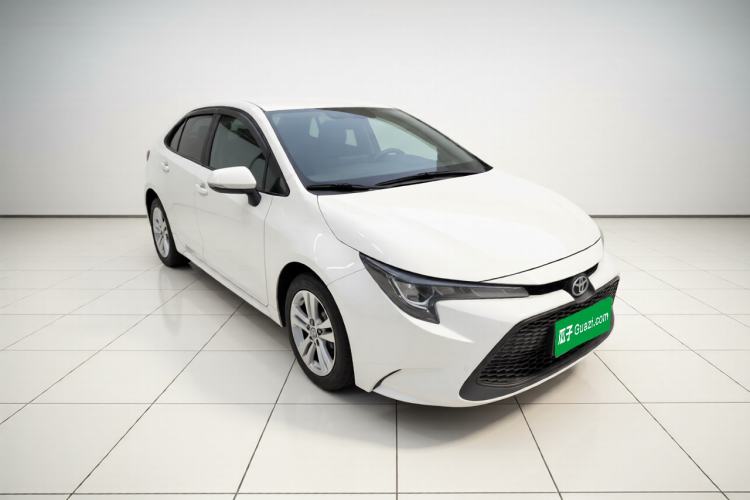 Toyota Corolla 2022 — 3