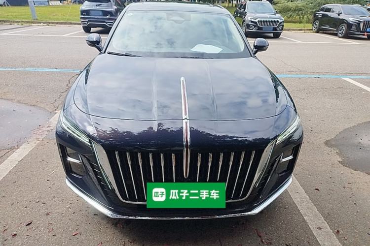 Hongqi H5 2023 — 2