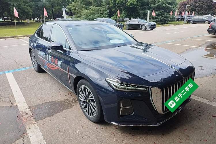 Hongqi H5 2023 — 3