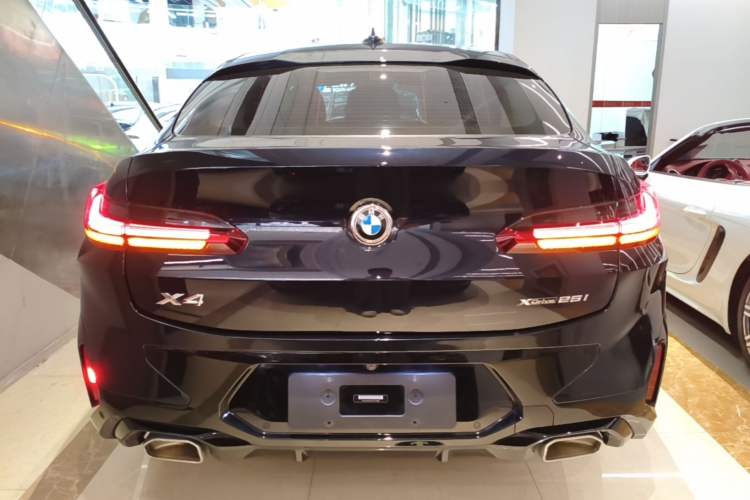 BMW X4 2022 — 5