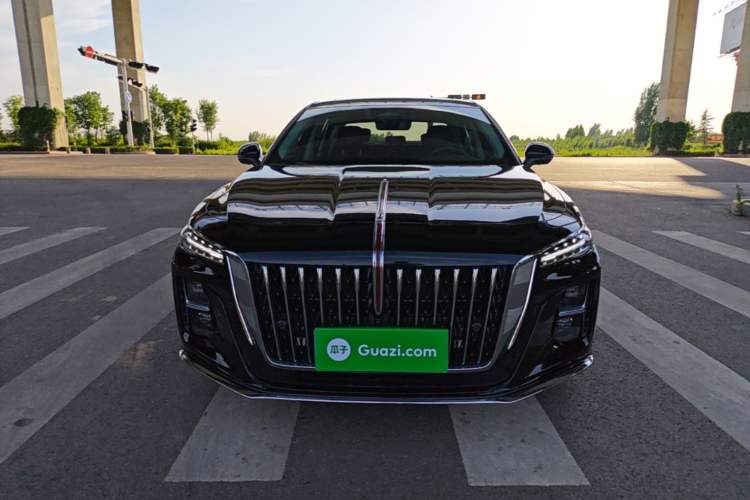 Hongqi H5 2025 — 2