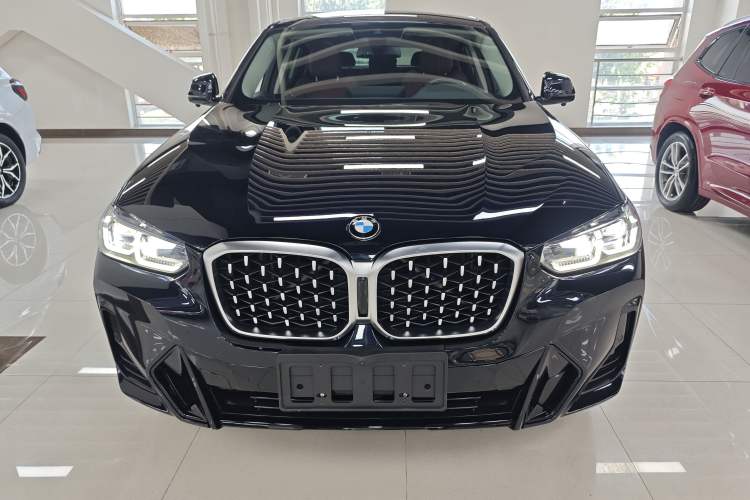 BMW X4 2022 — 2