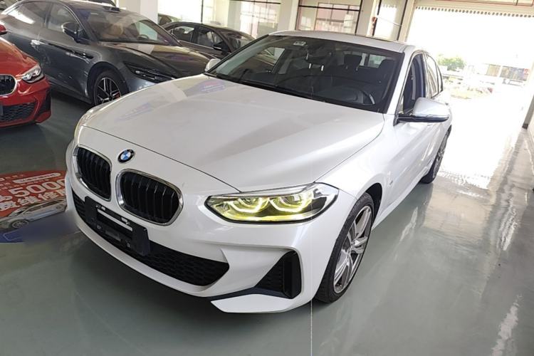 BMW 1 series 2020 — фото 1