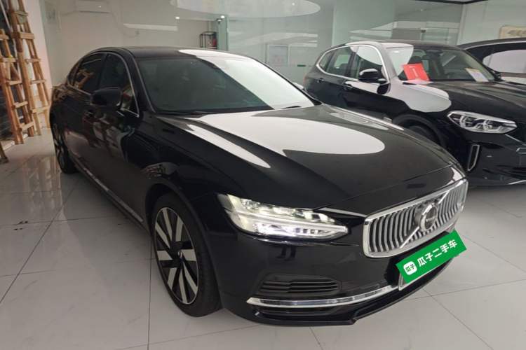 Volvo S90 2024 — 3