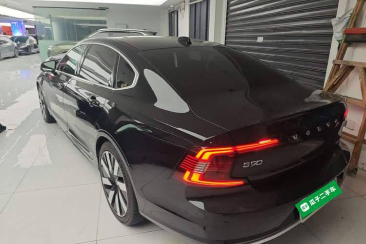Volvo S90 2024 — 4
