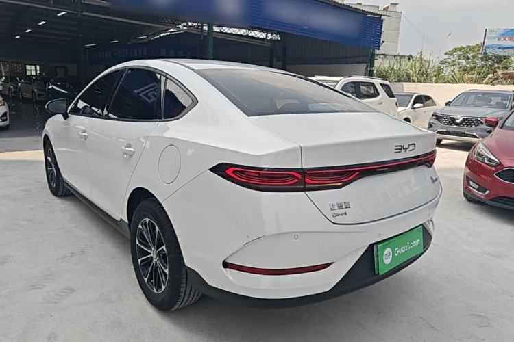 BYD Qin Plus 2023 — фото 4