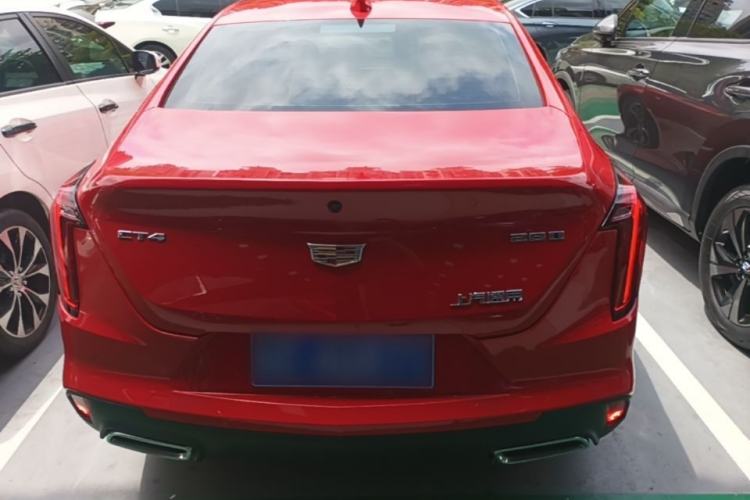 Cadillac CT4 2022 — 5
