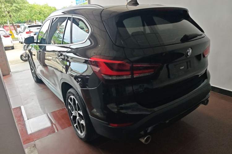 BMW X1 2022 — 4
