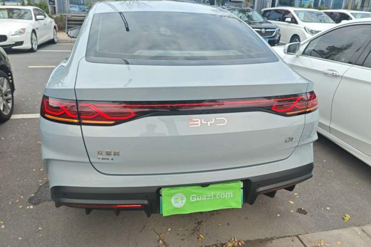 BYD Qin L 2024 — 5