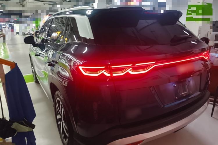 BYD Song L DM-i 2024 — фото 4