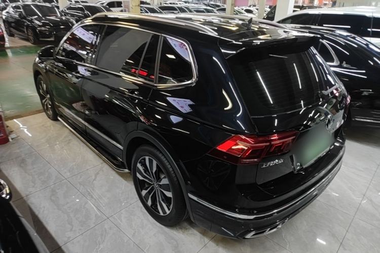 Volkswagen Tiguan L 2023 — 4