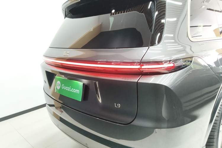 Li Auto L9 2025 — 5