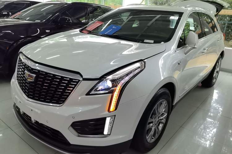 Cadillac xt5 2021 — фото 1