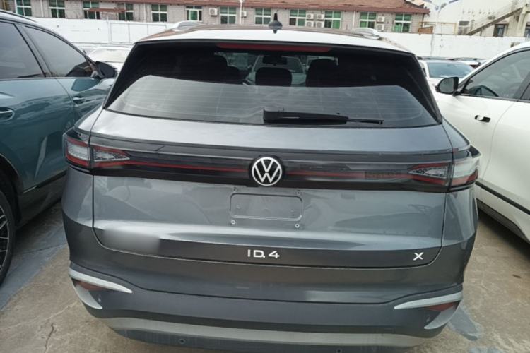 Volkswagen ID.4 X 2022 — 5