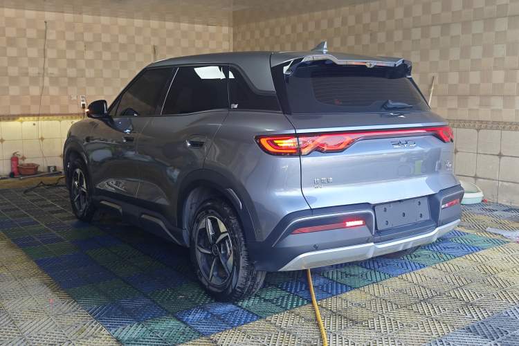 BYD Yuan UP 2025 — 4