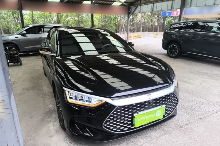 BYD Han 2024 — 3