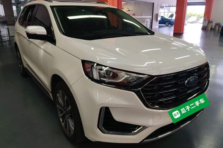Ford Edge 2021 — 3
