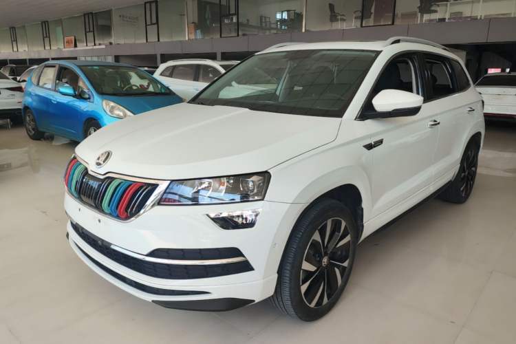 Skoda karoq 2023 — фото 1