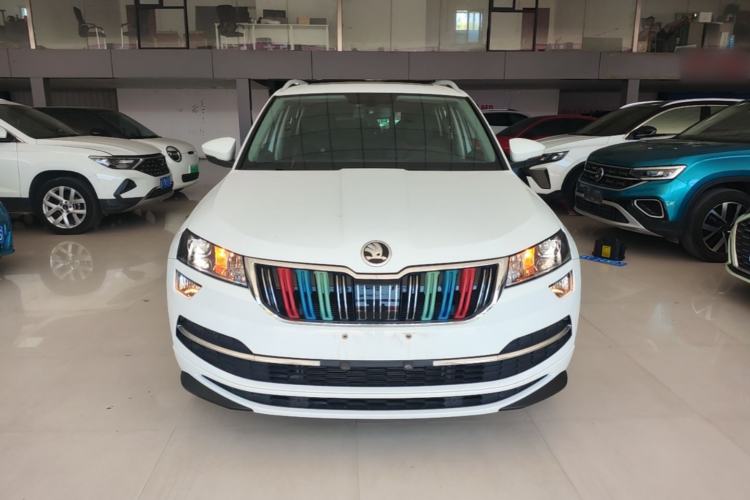 Skoda karoq 2023 — фото 2