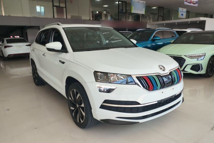 Skoda karoq 2023 — фото 3