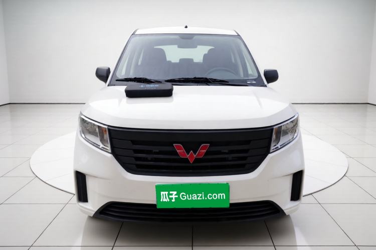 Wuling Hongguang PLUS 2020 — 2