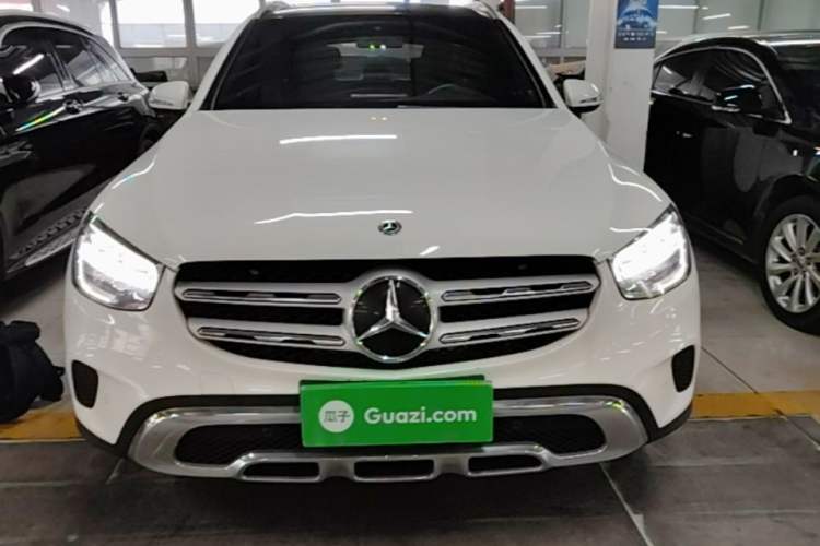Mercedes-Benz GLC 260 L 2020 — 2