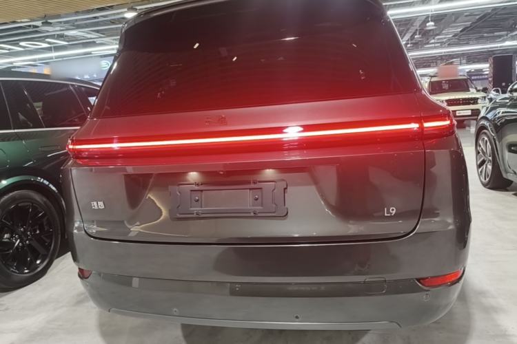 Li Auto L9 2022 — 5