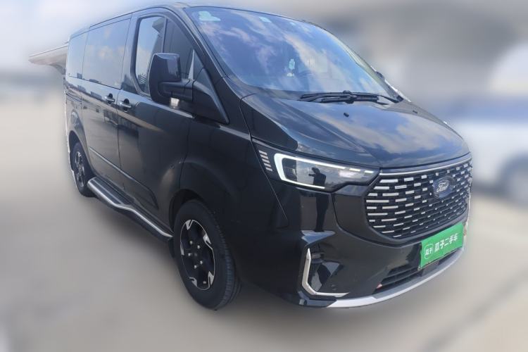 Ford Tourneo Custom 2023 — 3