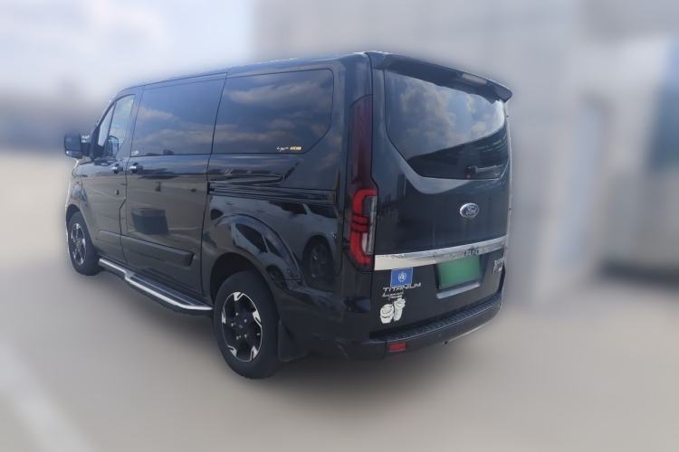 Ford Tourneo Custom 2023 — 4