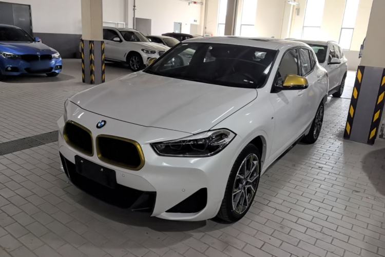 BMW X2 2023 — фото 1