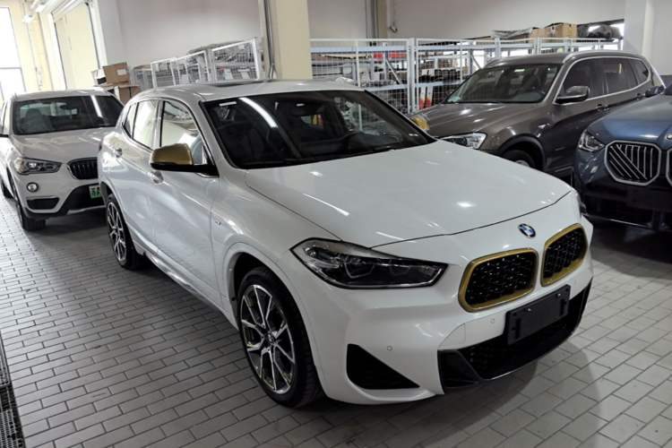BMW X2 2023 — фото 3