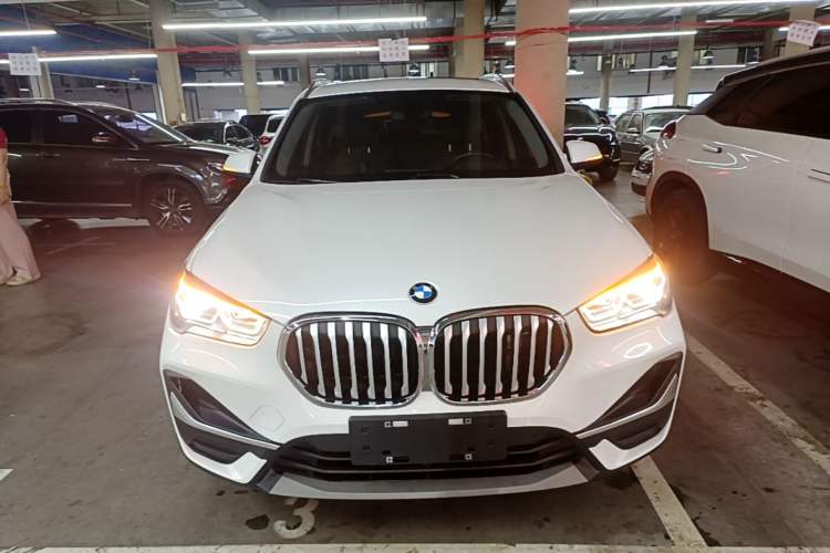 BMW X1 2020 — фото 2