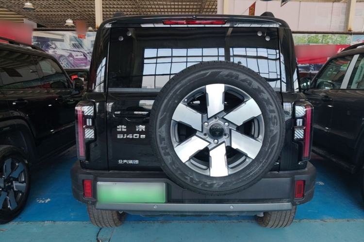 BAIC BJ40 2025 — 5