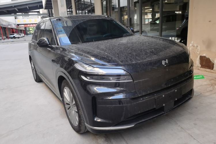 Onvo Luxeed L90 2025 — 3