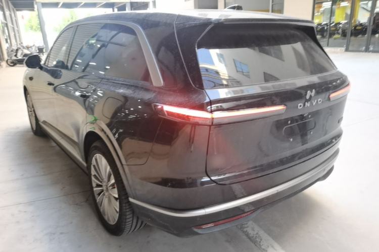 Onvo Luxeed L90 2025 — 4