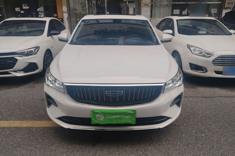 Geely Emgrand 2022 — 2