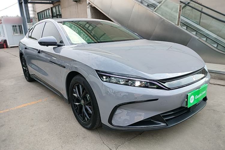 BYD Han 2025 — 3