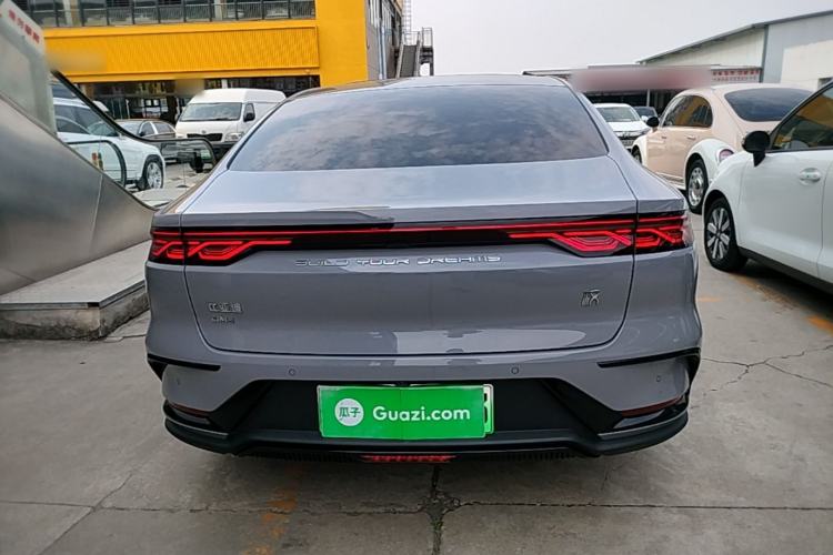 BYD Han 2025 — 5