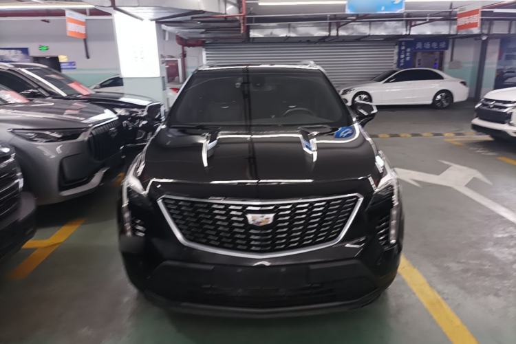 Cadillac XT4 2021 — 2
