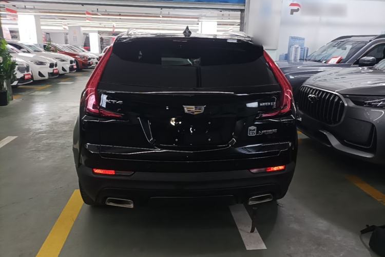 Cadillac XT4 2021 — 5