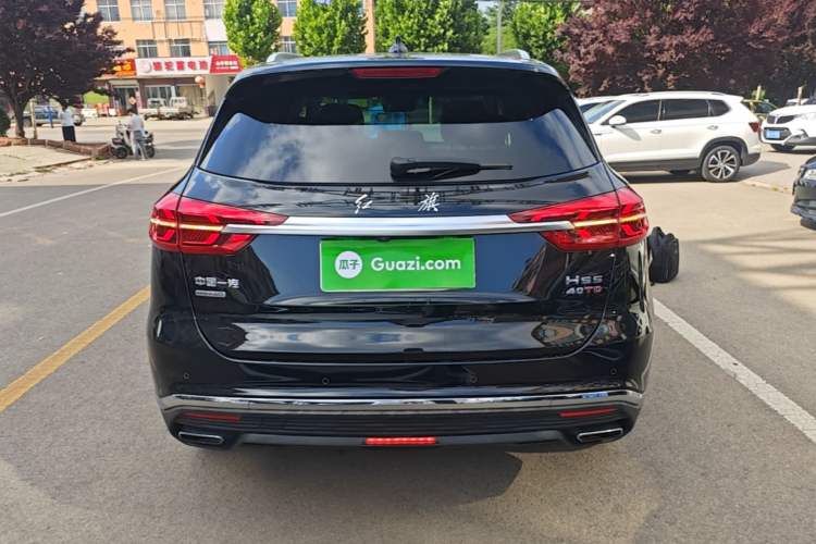 Hongqi HS5 2022 — 5