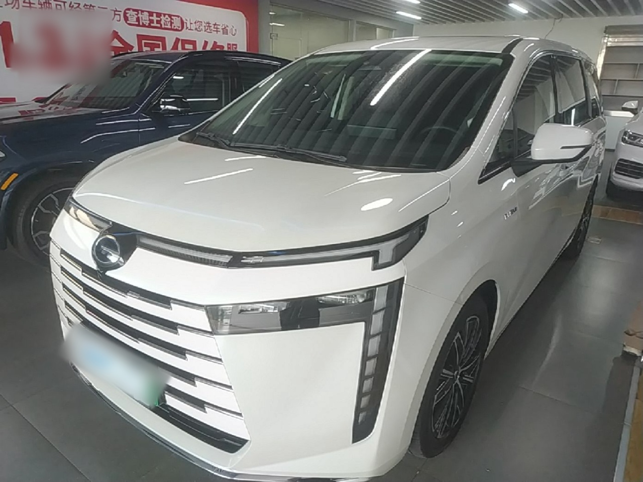GAC Motor trumpchi e8 new energy 2024 — фото 1