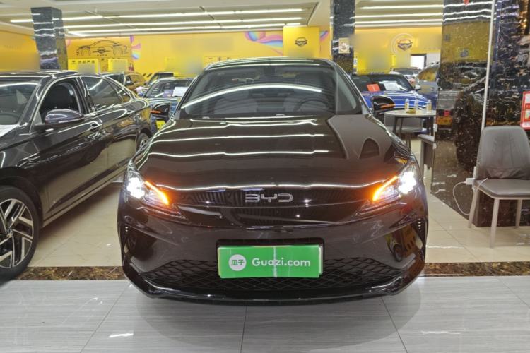 BYD Seal 05 DM-i 2025 — 2