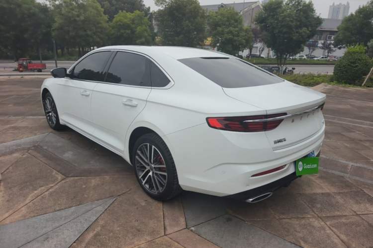 Geely Preface 2021 — 4