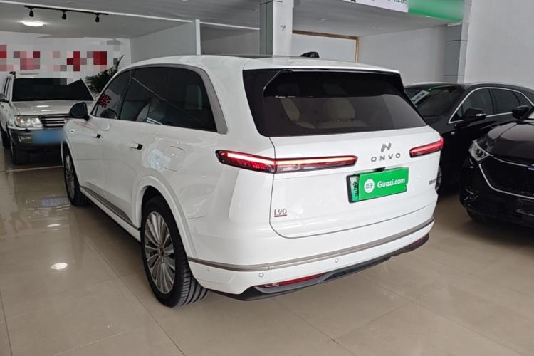 Onvo Luxeed L90 2025 — 4