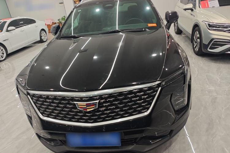 Cadillac XT4 2024 — 2