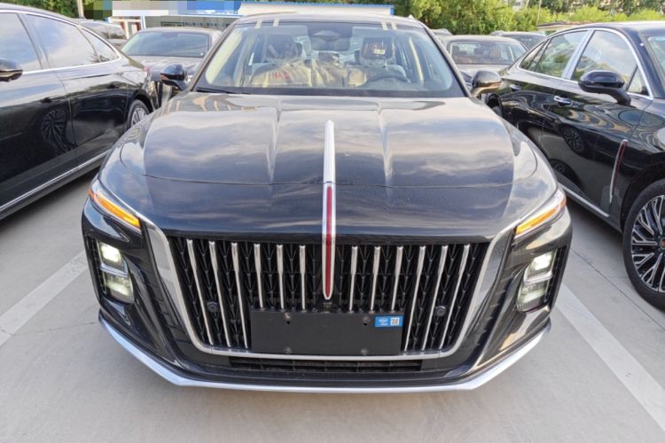 Hongqi H5 2025 — 2