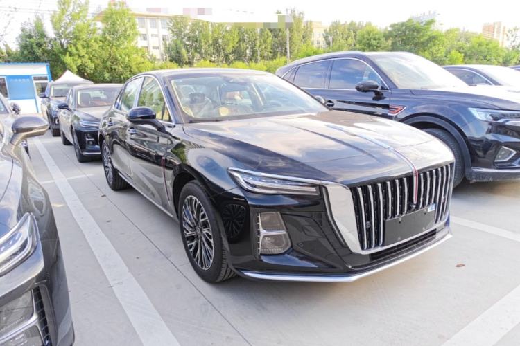 Hongqi H5 2025 — 3